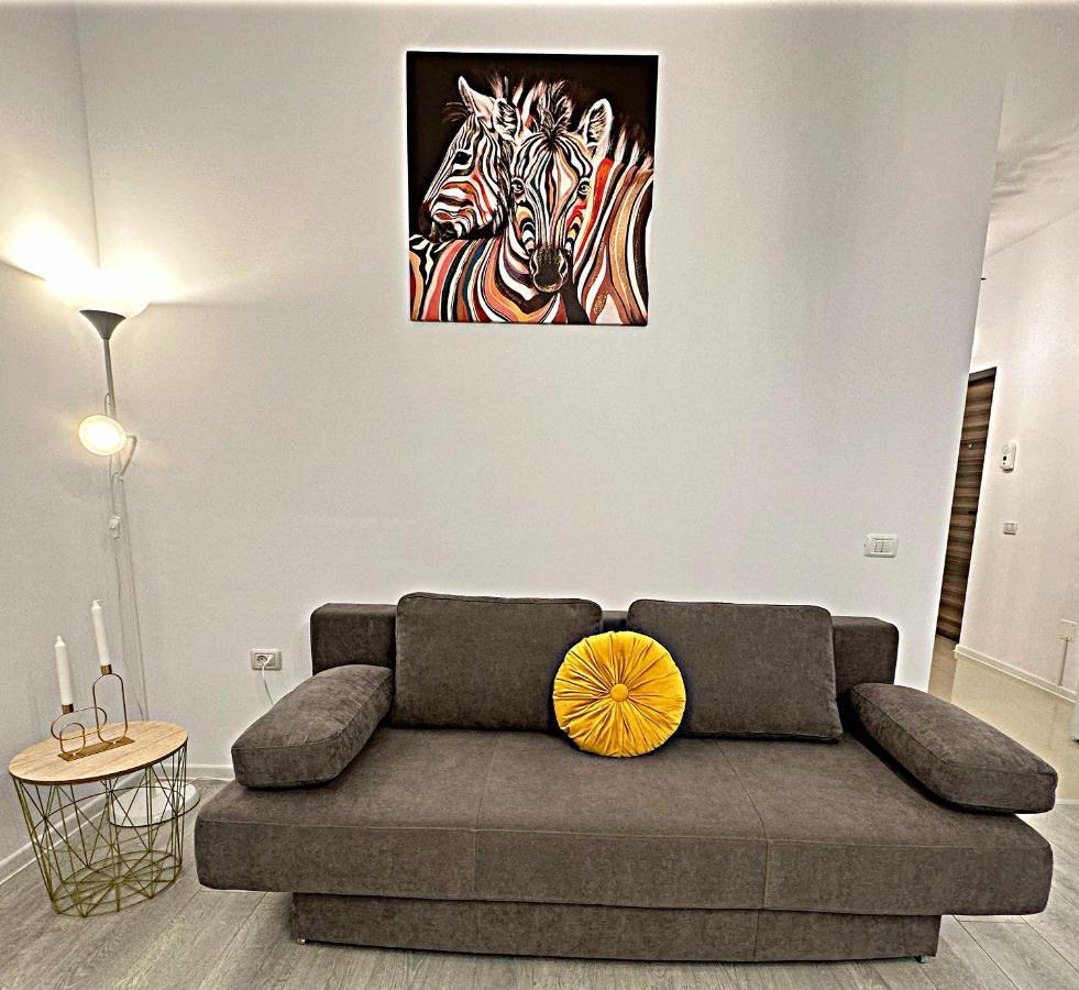 Hezo Sunshine Studio And Apartment Năvodari Exteriér fotografie