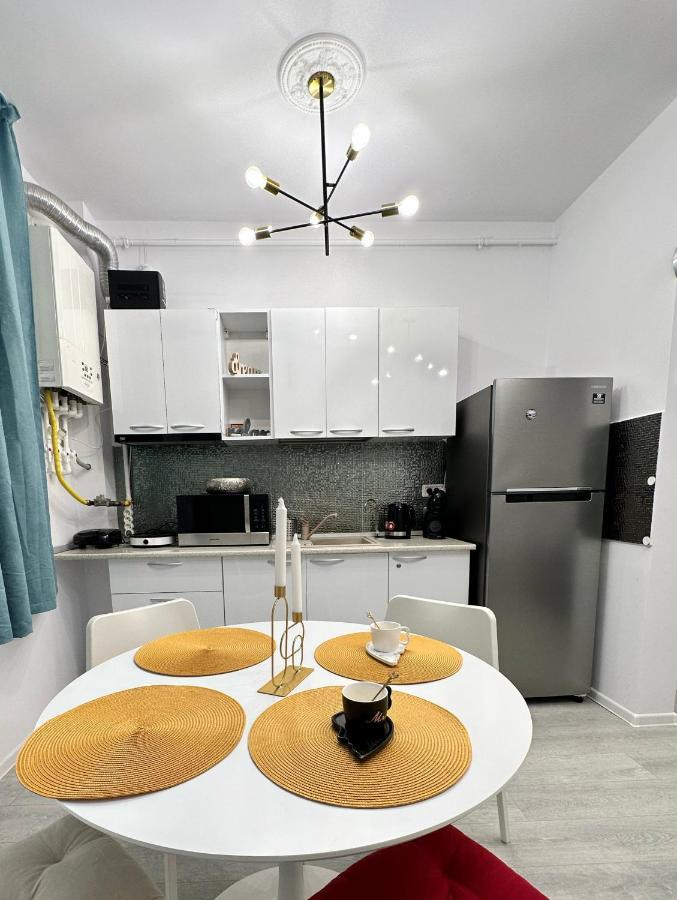 Hezo Sunshine Studio And Apartment Năvodari Exteriér fotografie
