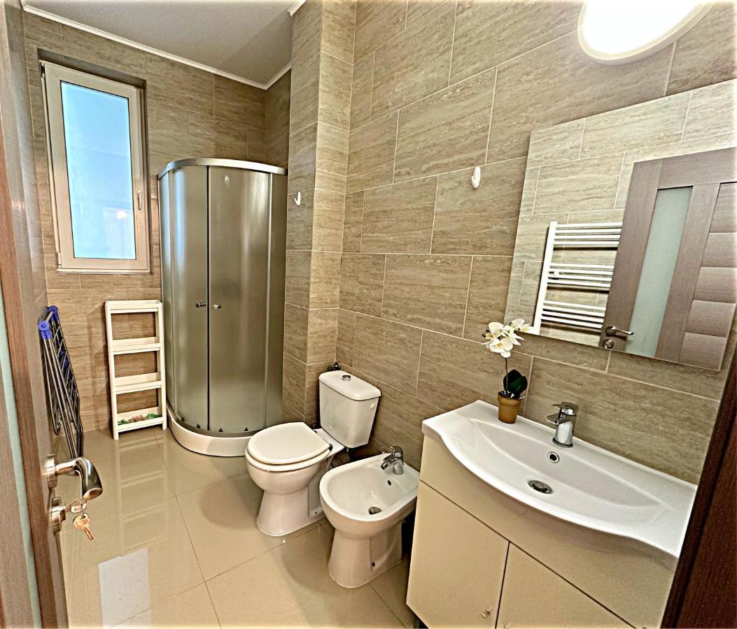 Hezo Sunshine Studio And Apartment Năvodari Exteriér fotografie